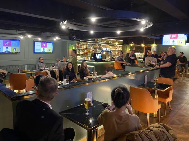 Vortrag im THE LOCAL in Beijing